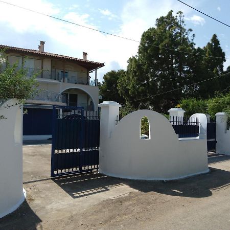 Apollon And Artemis Paralia Avlidhos Exterior foto